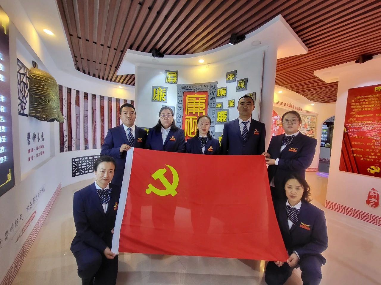 女人与公狍交酡女免费