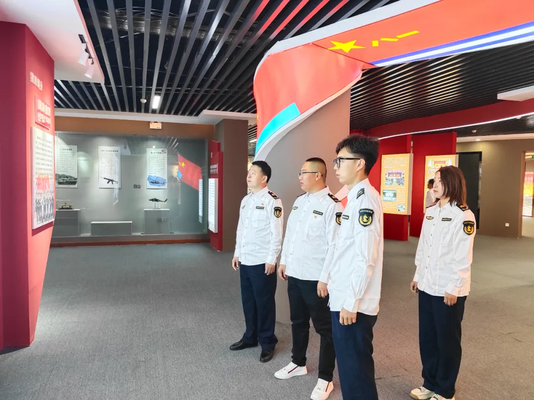 女人与公狍交酡女免费