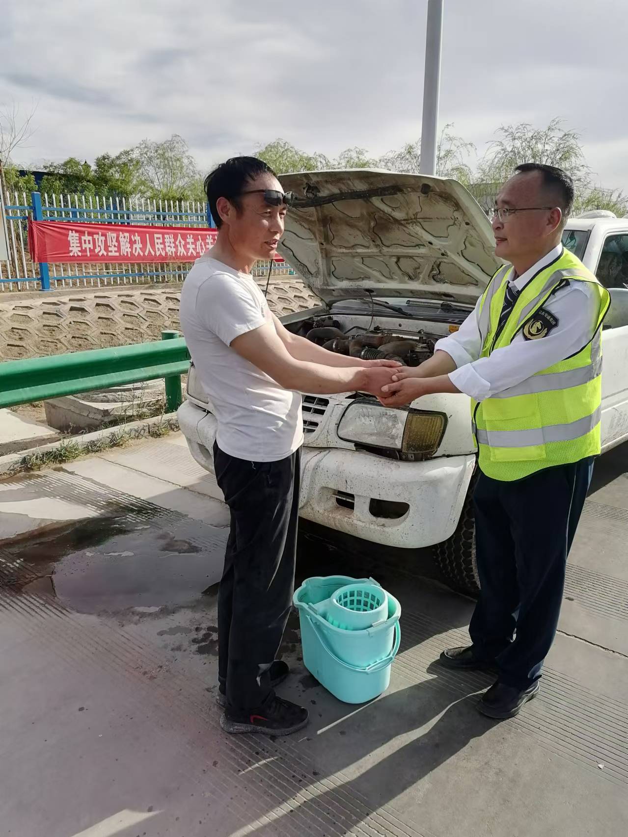 女人与公狍交酡女免费