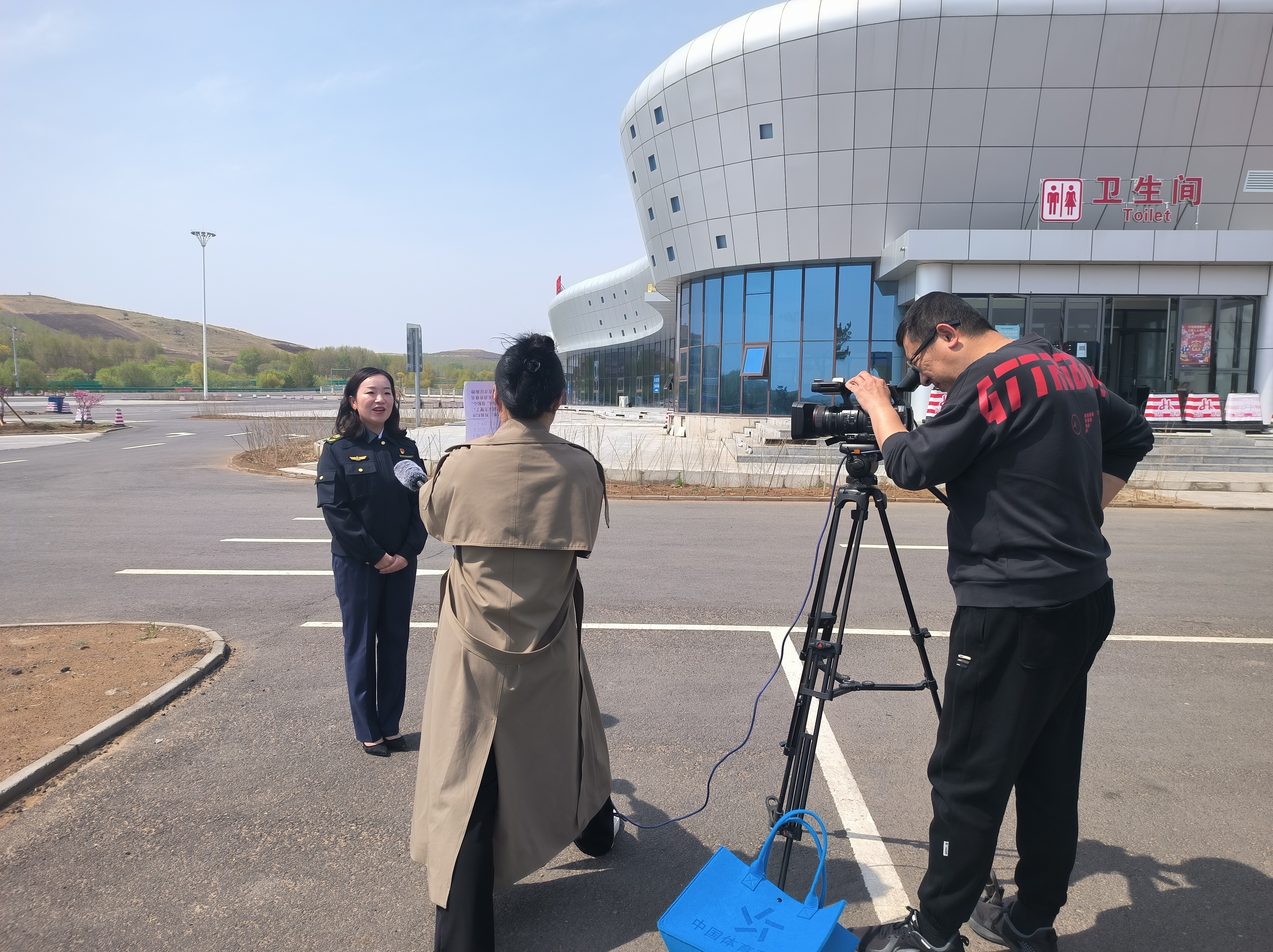 女人与公狍交酡女免费