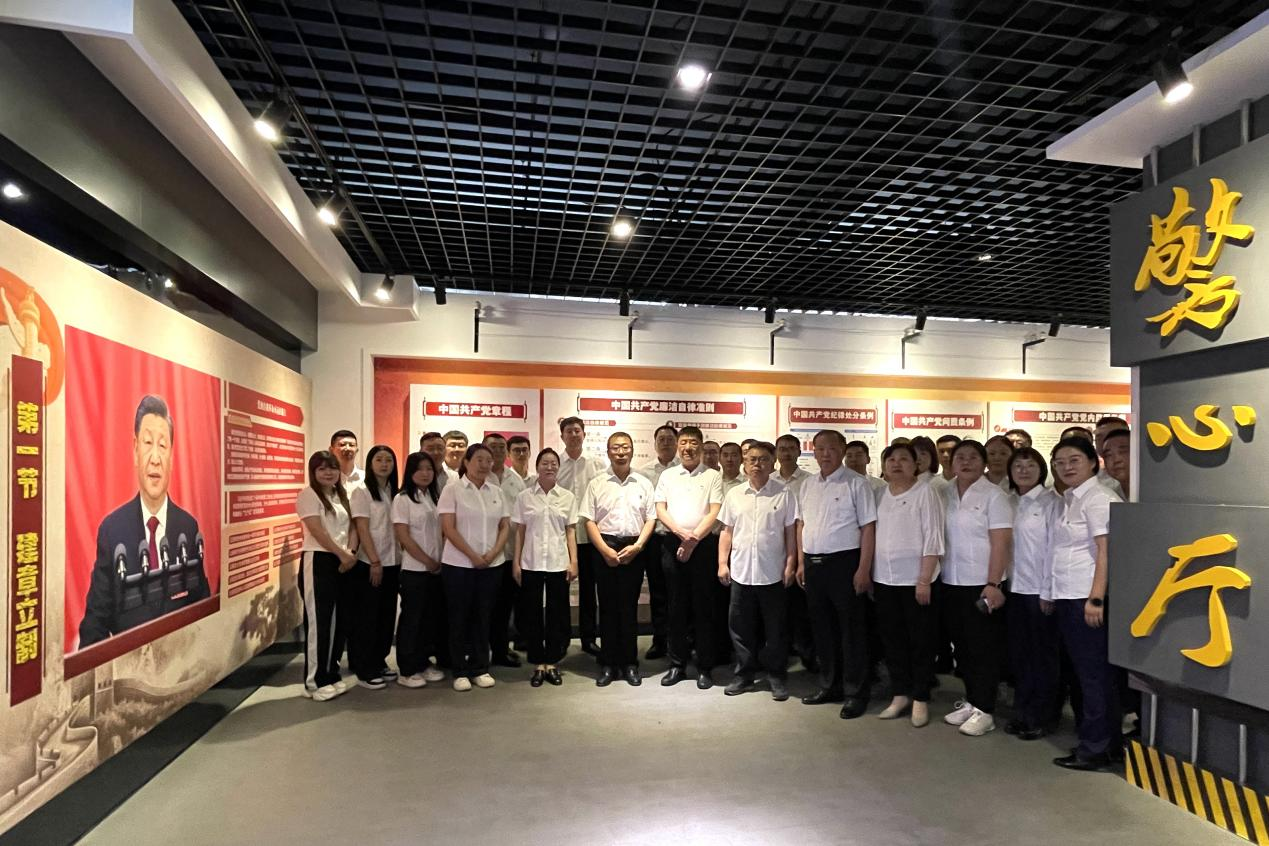 女人与公狍交酡女免费