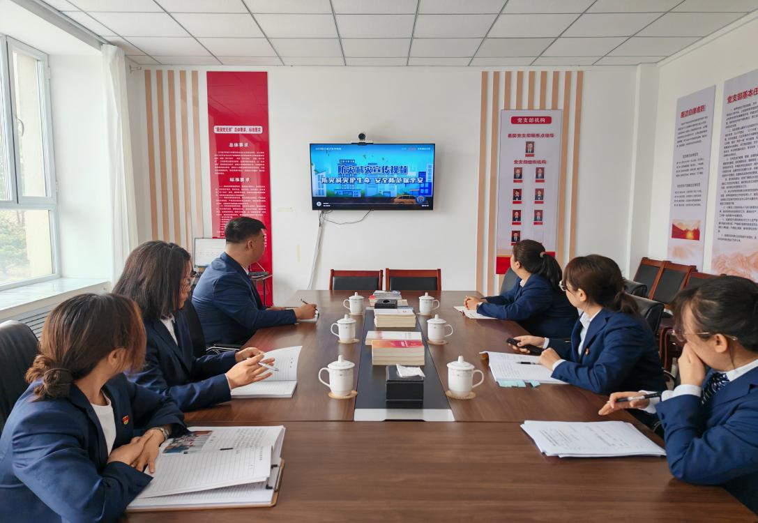 女人与公狍交酡女免费