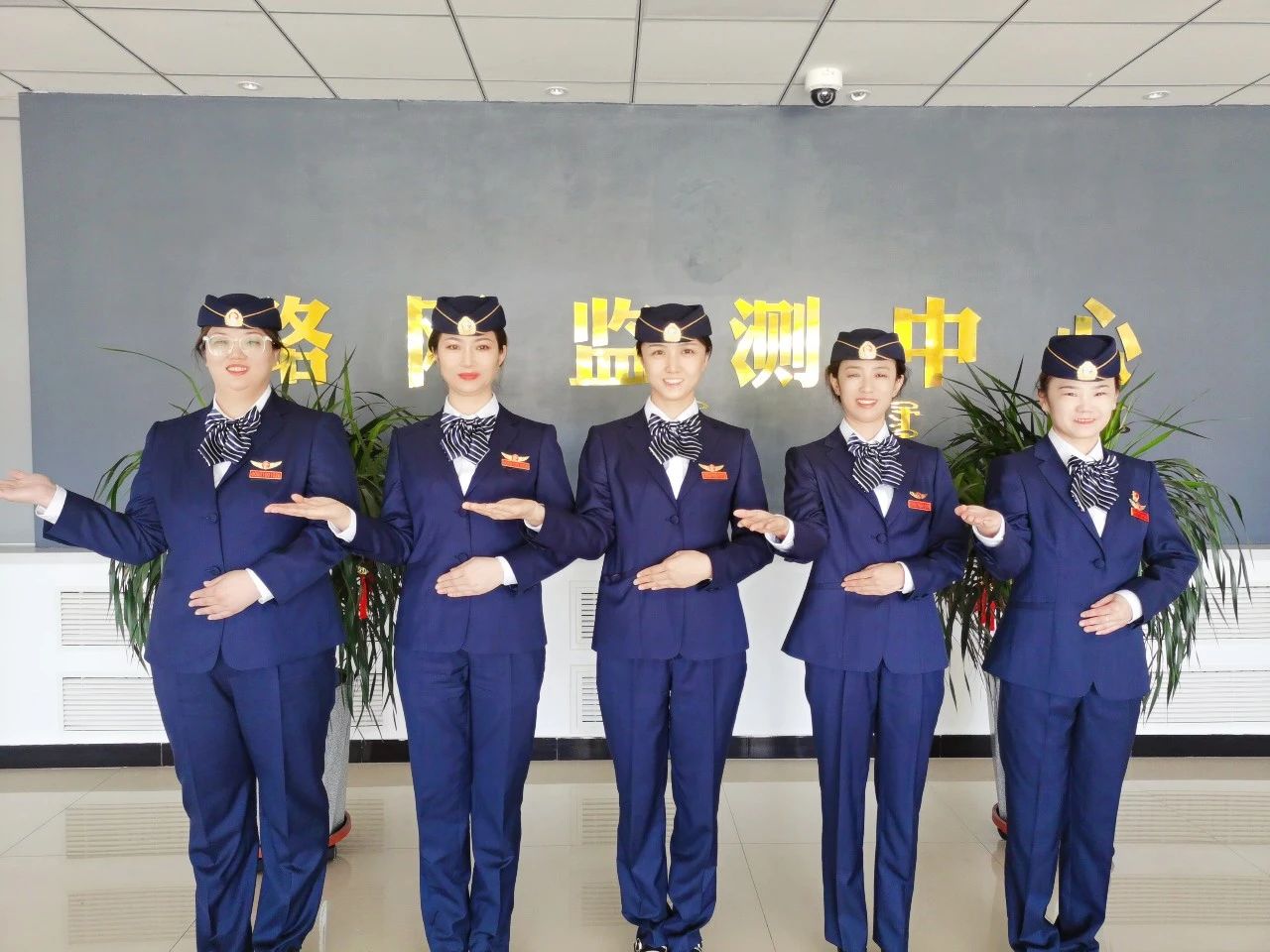 女人与公狍交酡女免费