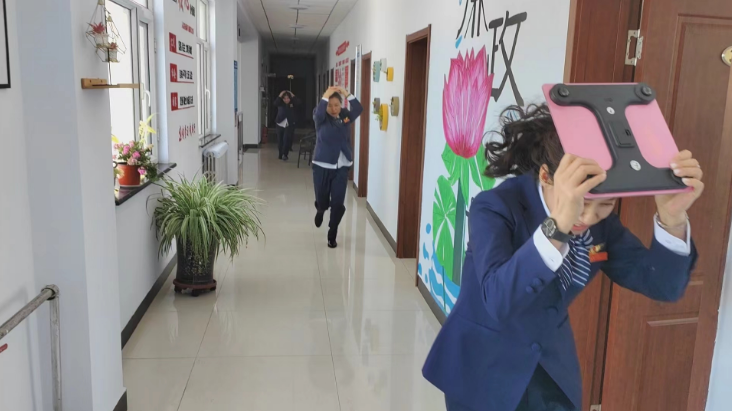 女人与公狍交酡女免费