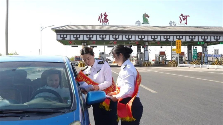 女人与公狍交酡女免费