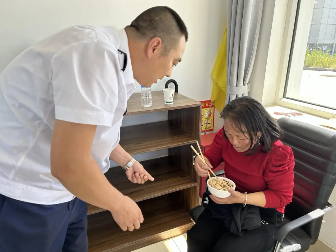 女人与公狍交酡女免费