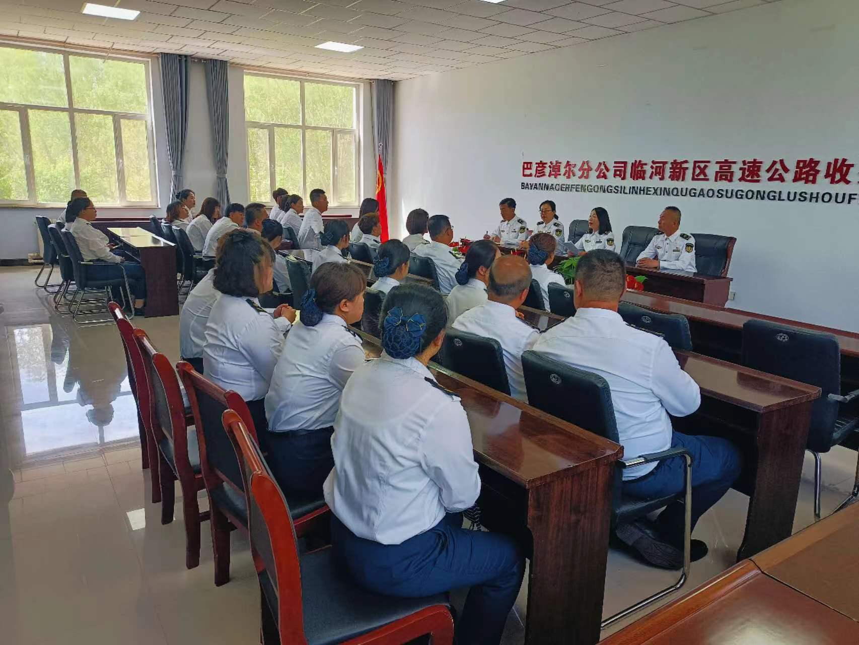 女人与公狍交酡女免费