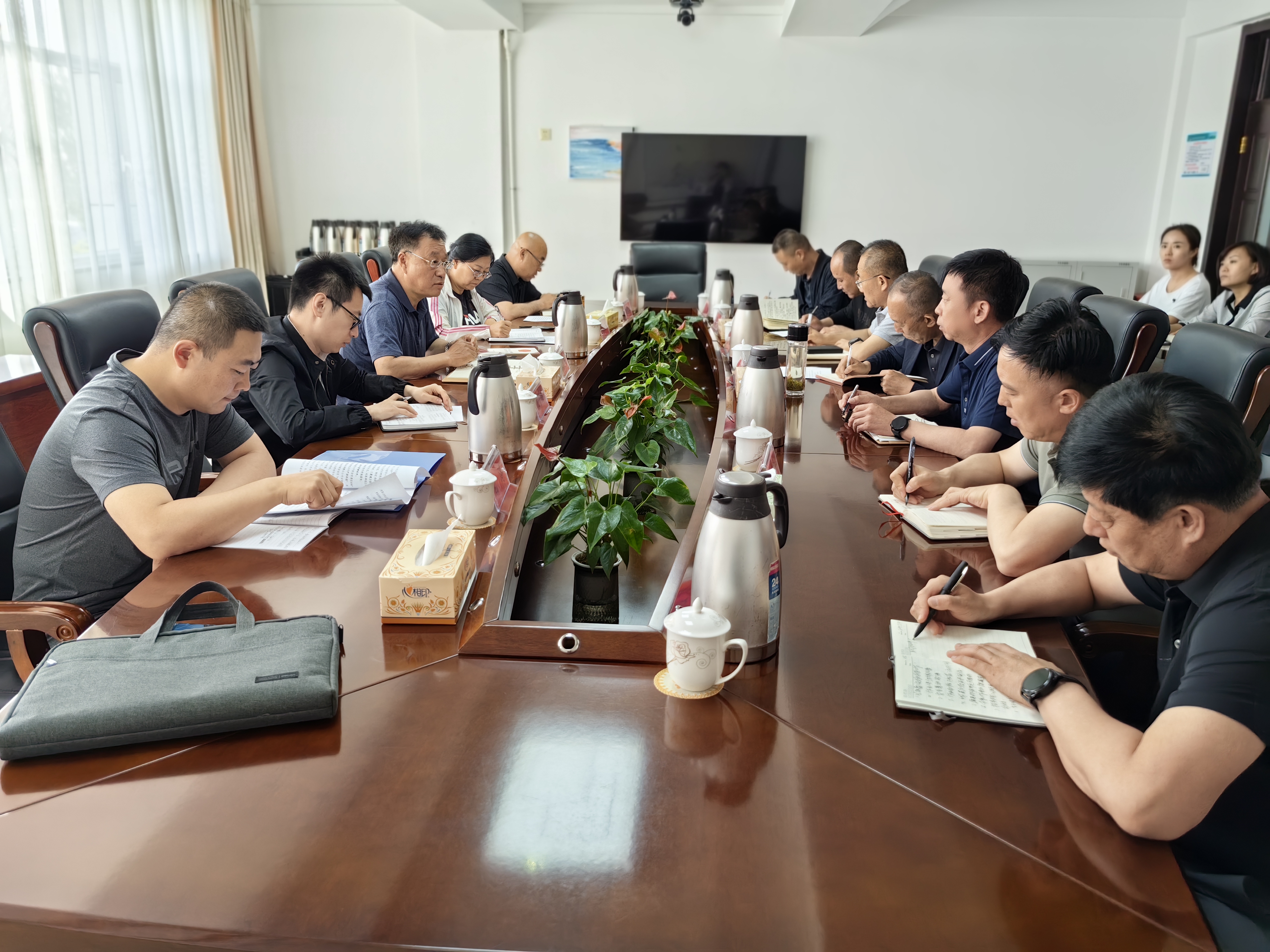 女人与公狍交酡女免费