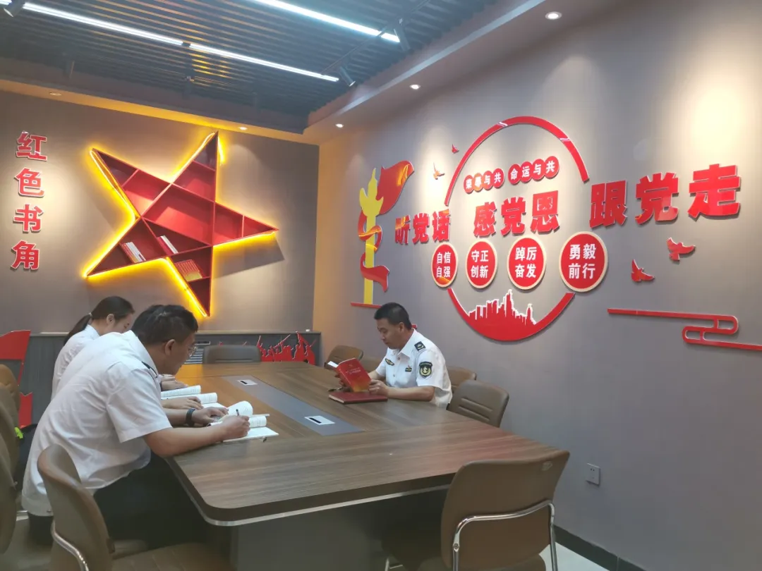 女人与公狍交酡女免费