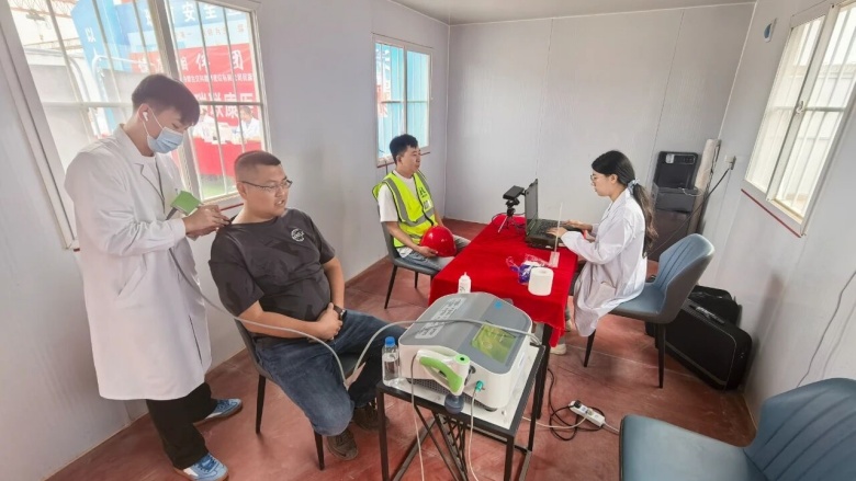 女人与公狍交酡女免费