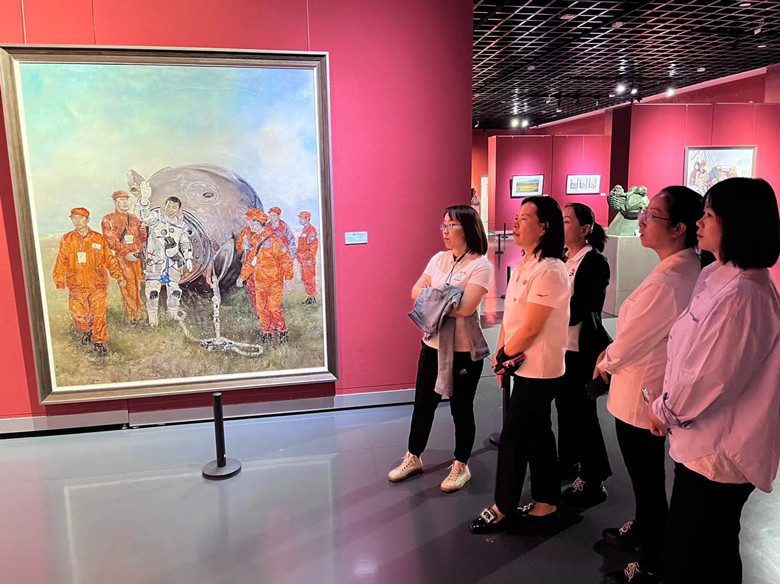 女人与公狍交酡女免费