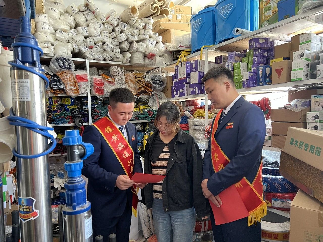 女人与公狍交酡女免费