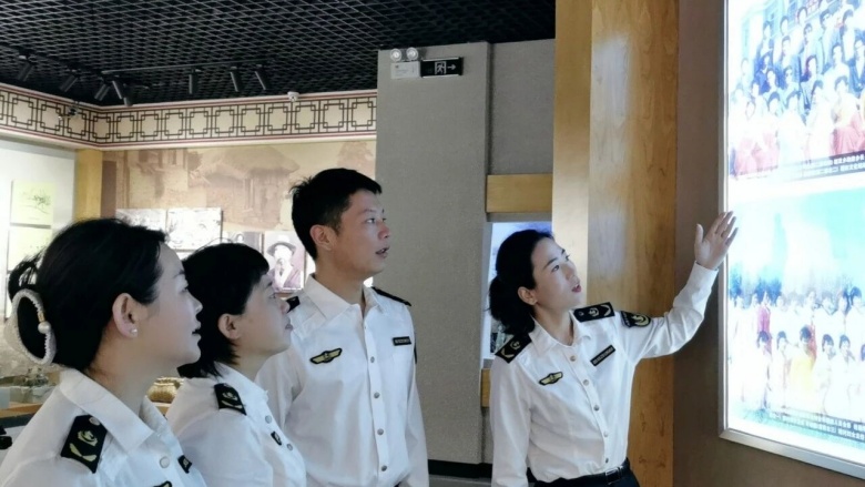 女人与公狍交酡女免费