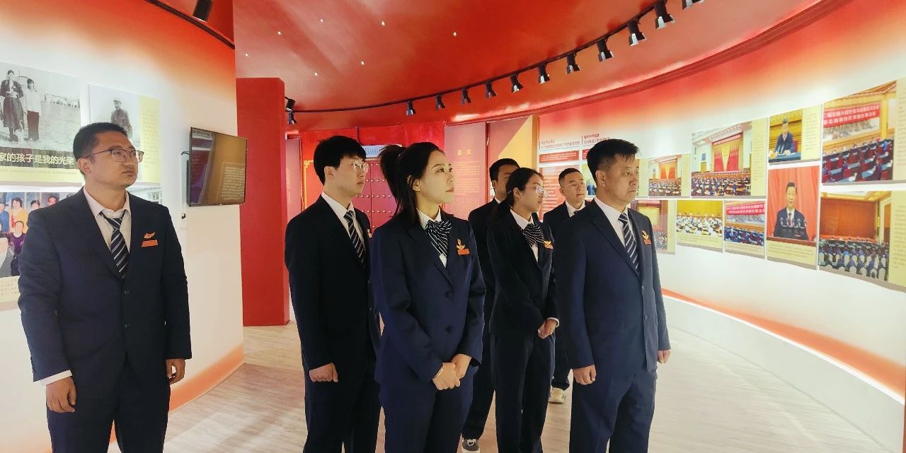 女人与公狍交酡女免费