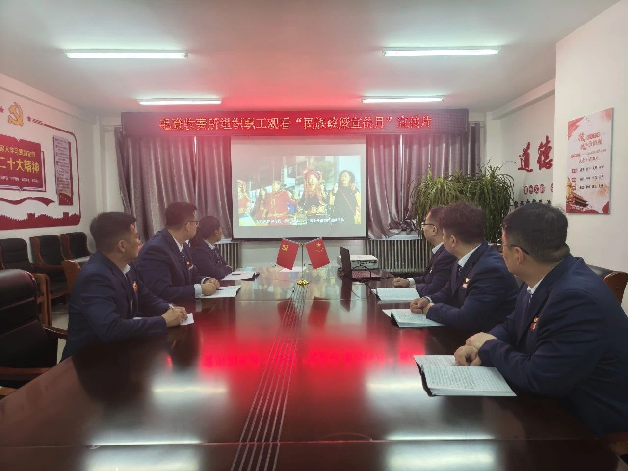 女人与公狍交酡女免费