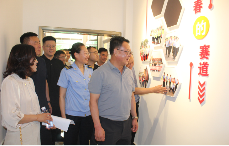 女人与公狍交酡女免费