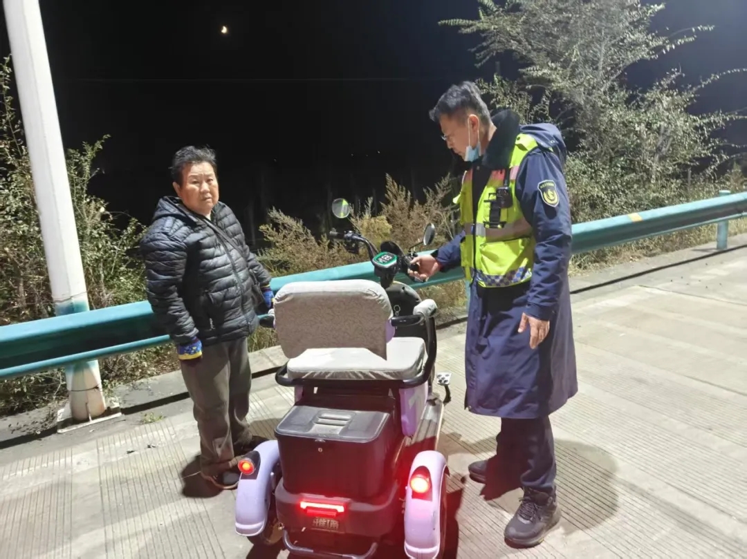 女人与公狍交酡女免费