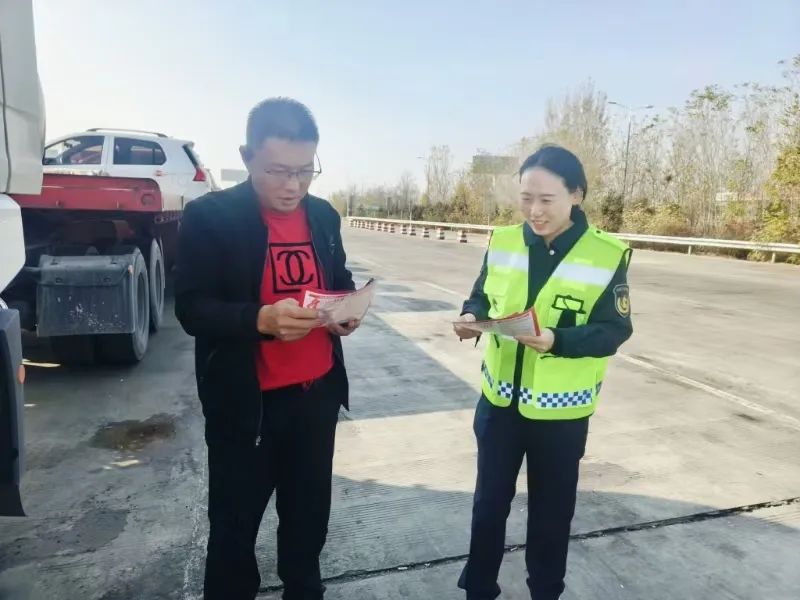 女人与公狍交酡女免费