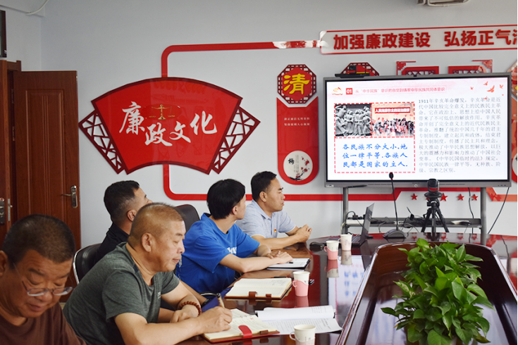 女人与公狍交酡女免费