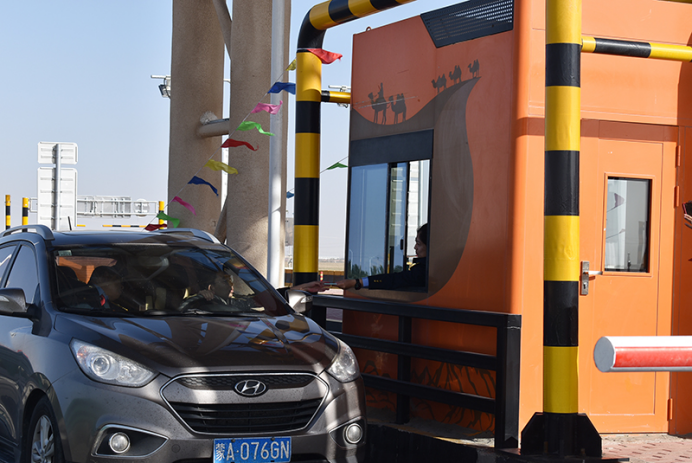 女人与公狍交酡女免费