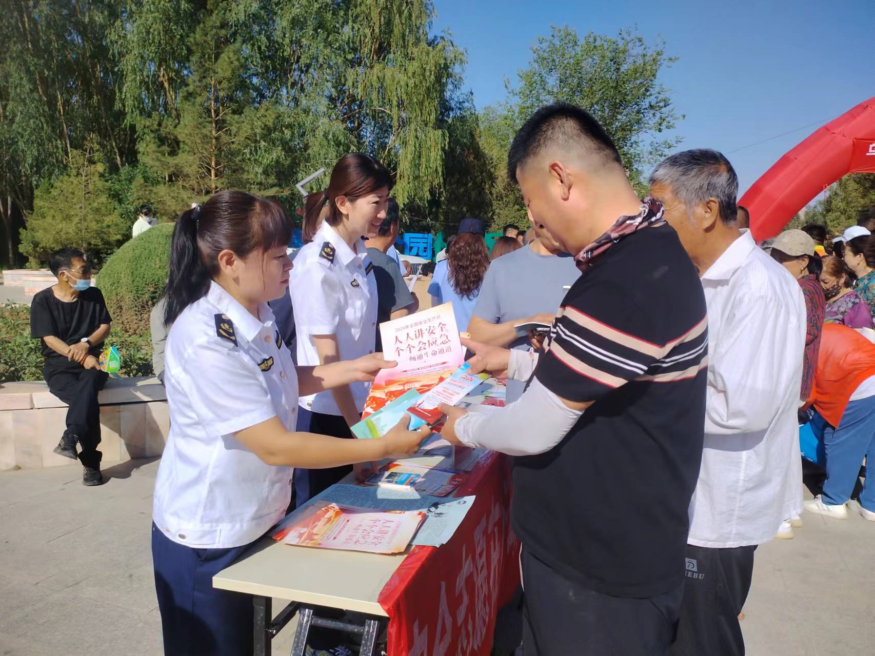女人与公狍交酡女免费