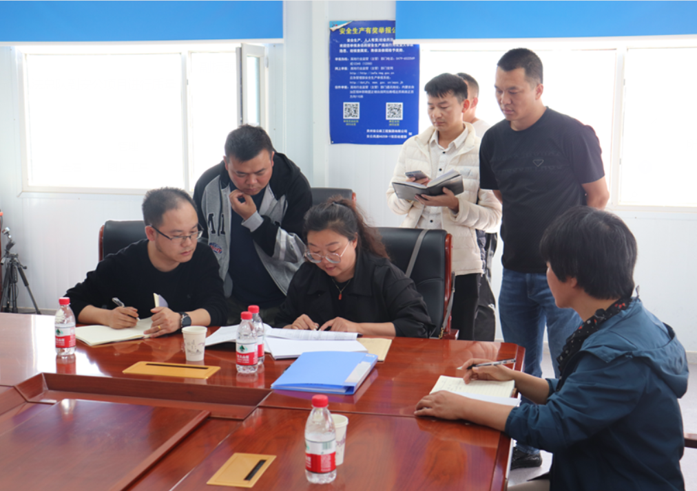 女人与公狍交酡女免费