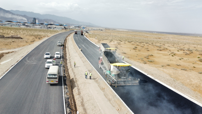 女人与公狍交酡女免费