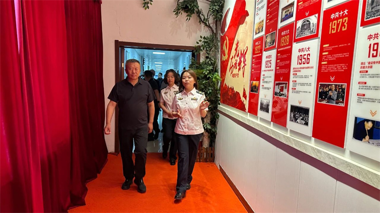 女人与公狍交酡女免费