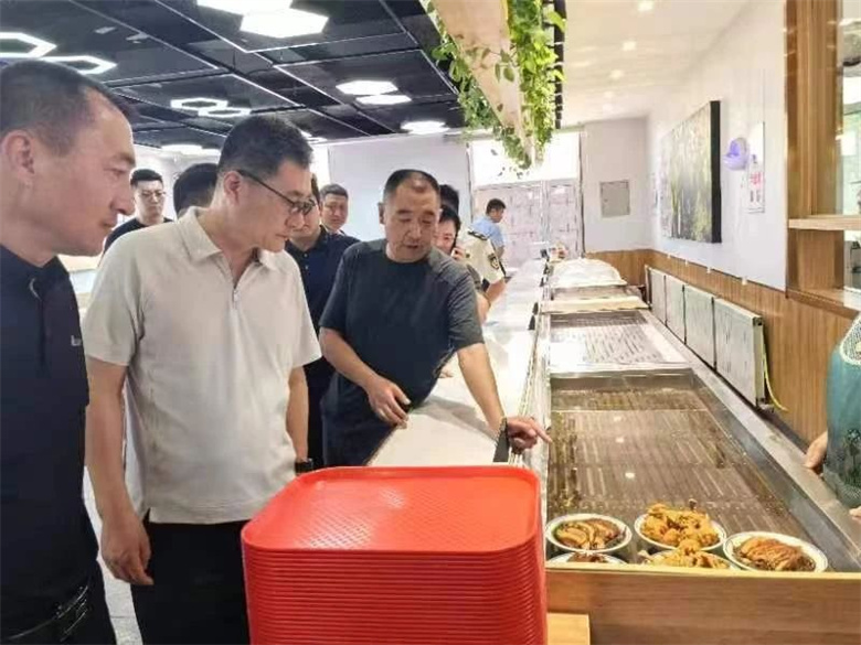 女人与公狍交酡女免费