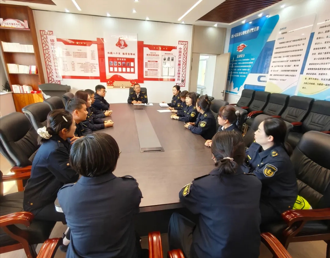 女人与公狍交酡女免费