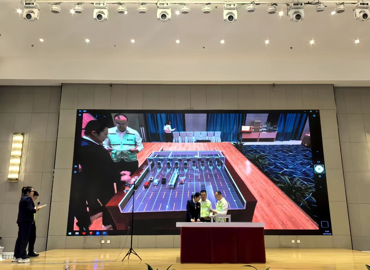 女人与公狍交酡女免费