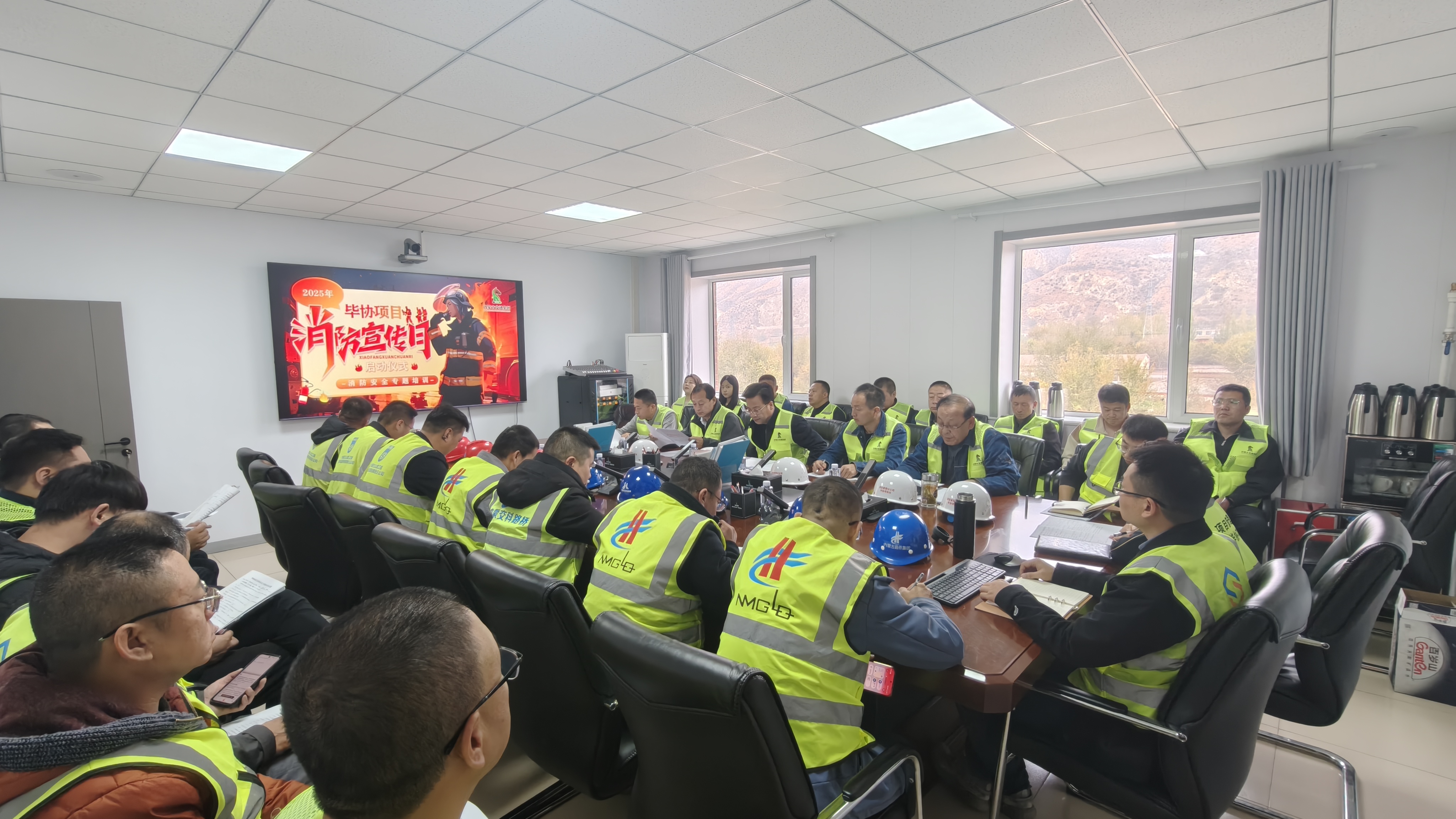 女人与公狍交酡女免费