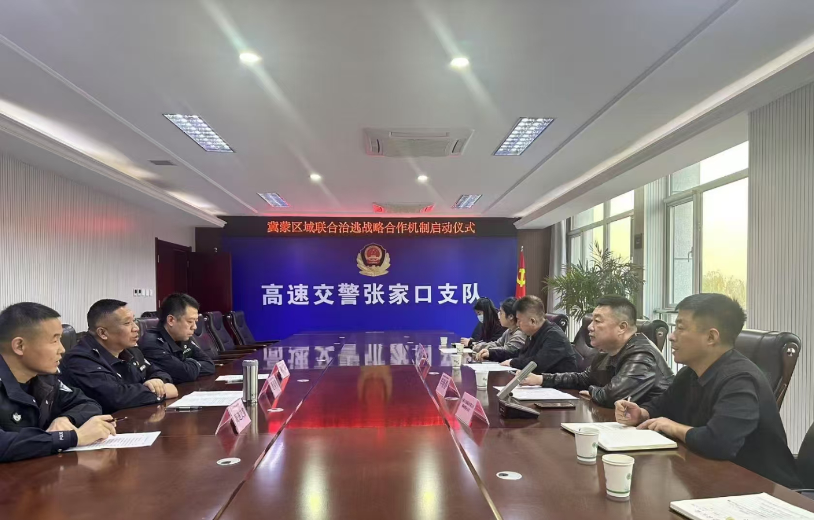 女人与公狍交酡女免费