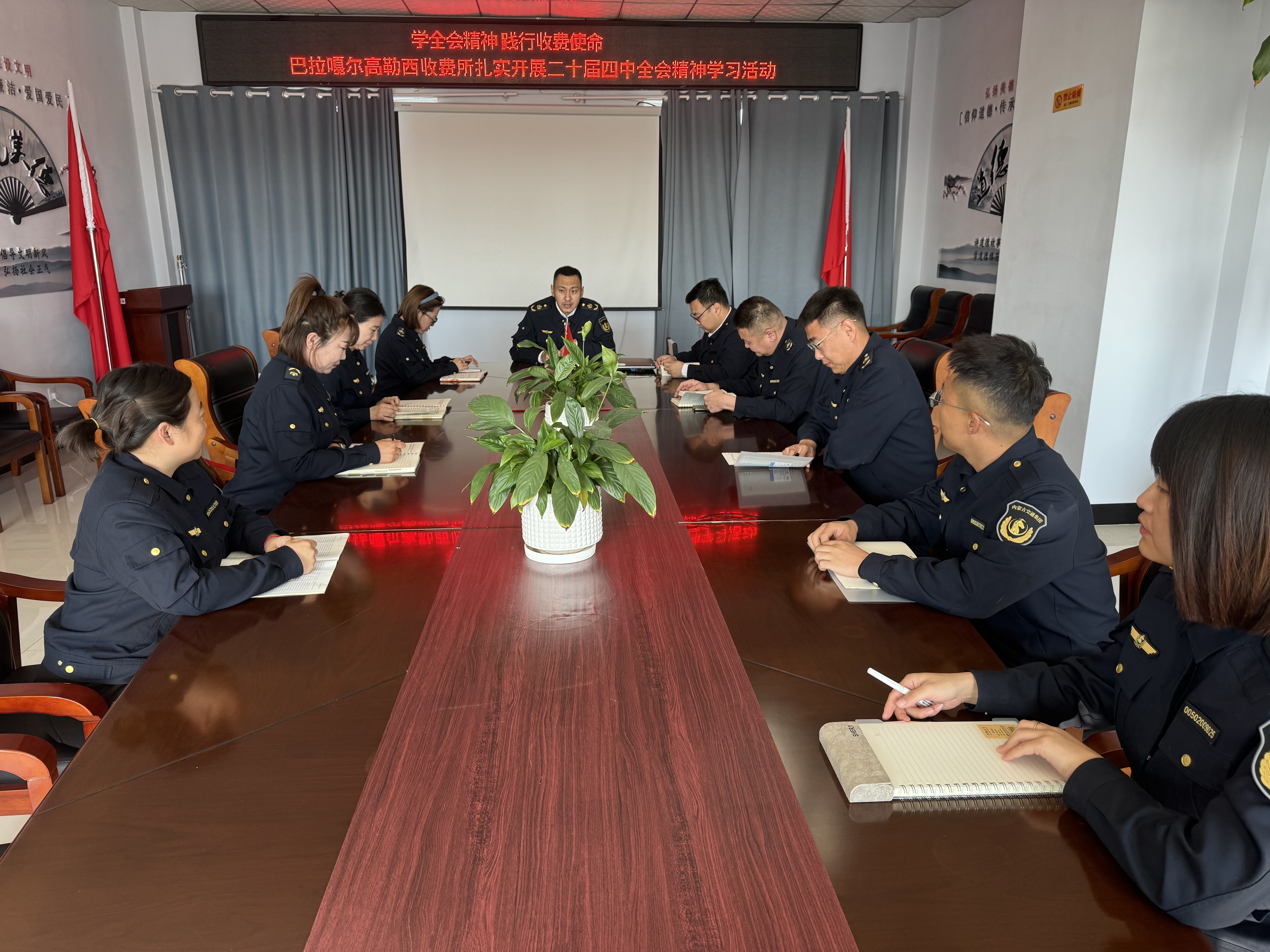 女人与公狍交酡女免费