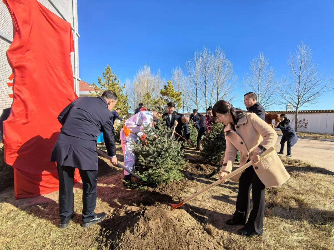 女人与公狍交酡女免费