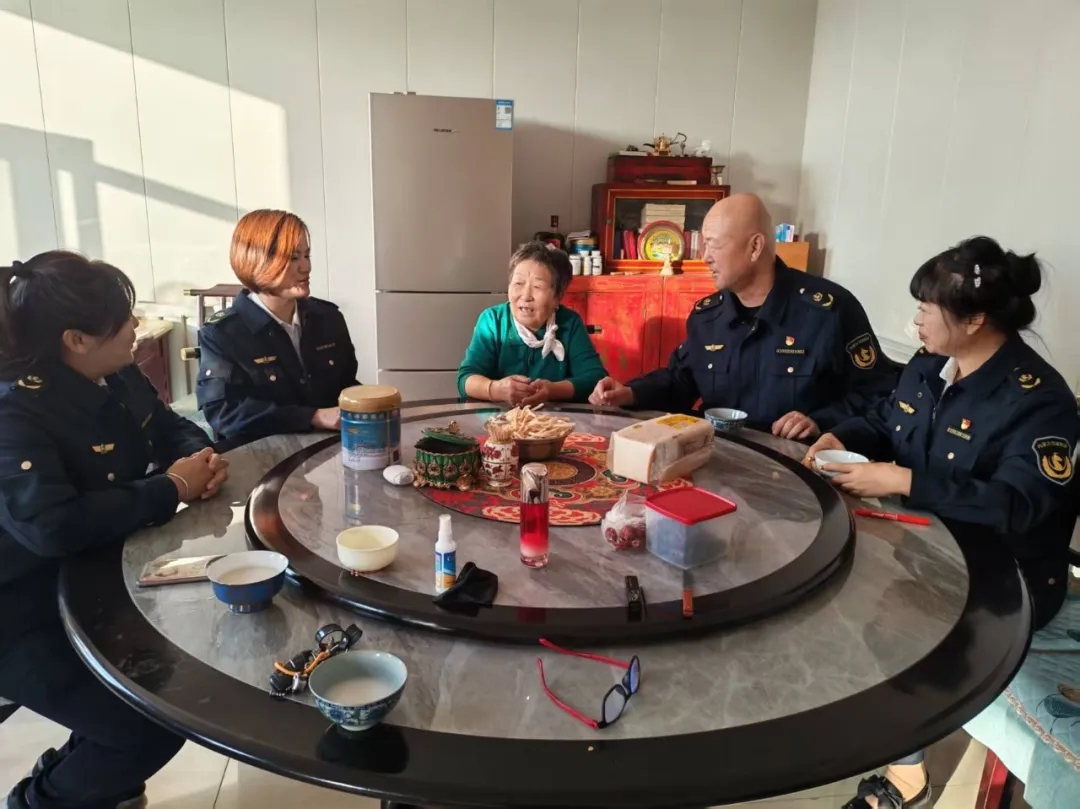 女人与公狍交酡女免费