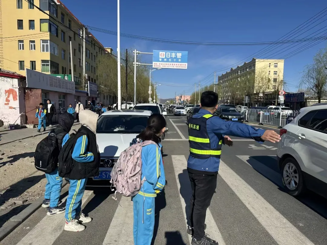 女人与公狍交酡女免费