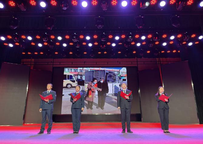 女人与公狍交酡女免费