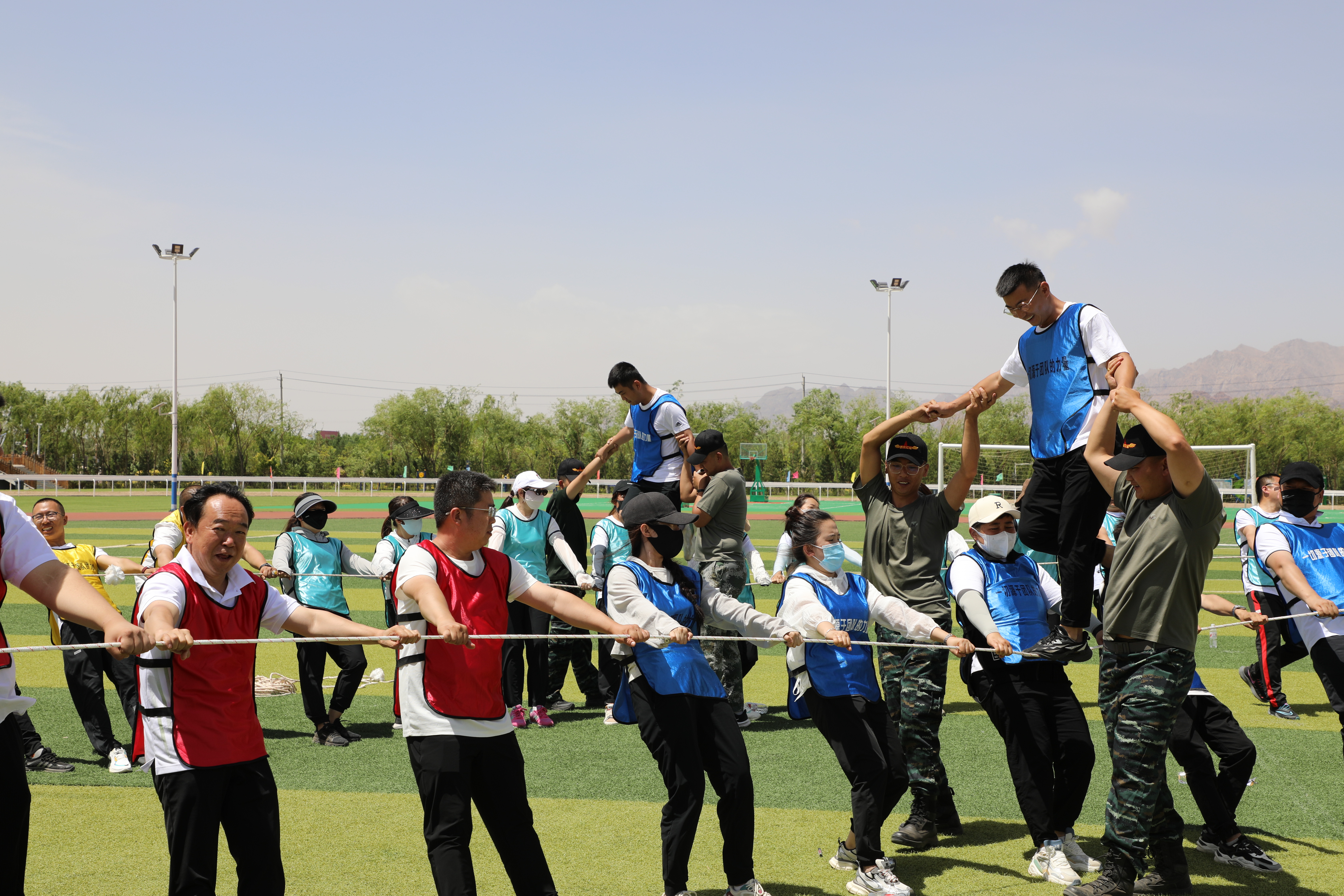 女人与公狍交酡女免费