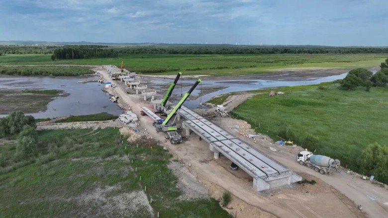 女人与公狍交酡女免费