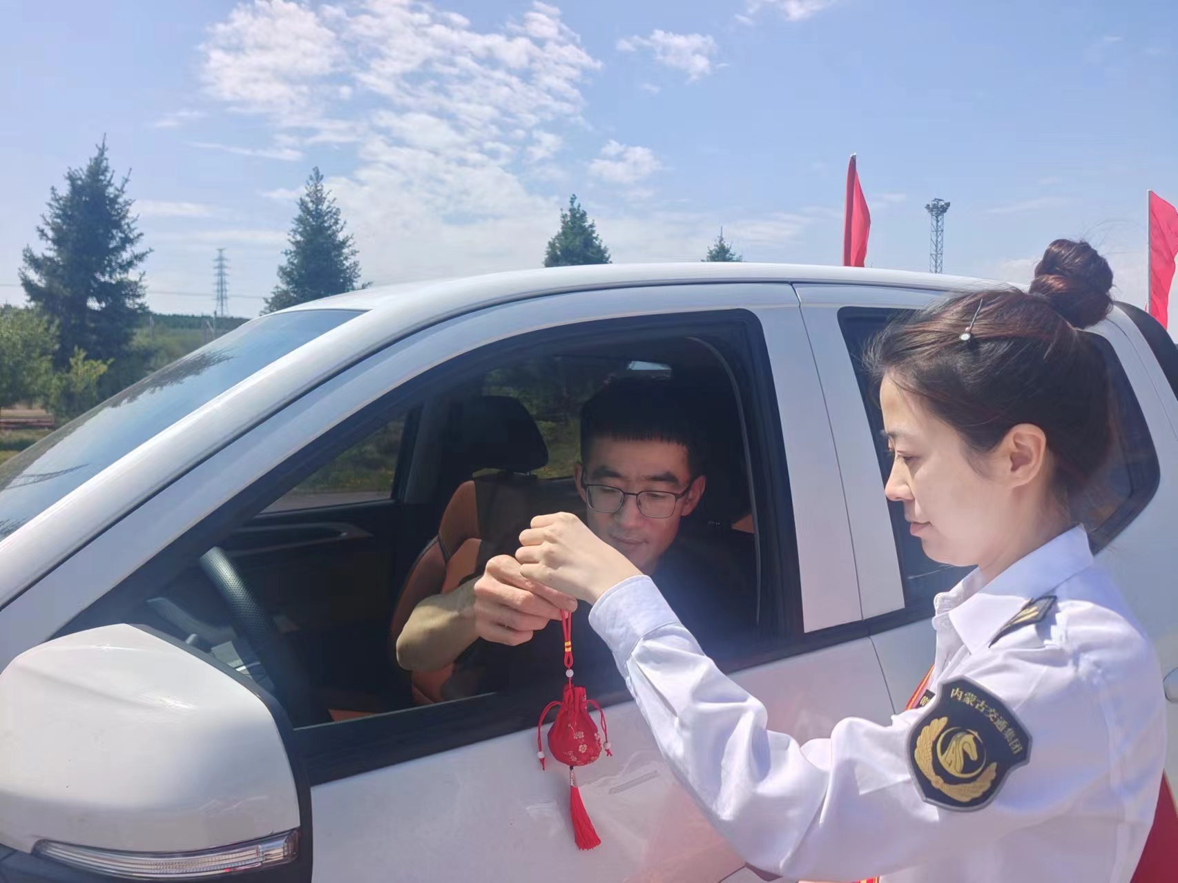 女人与公狍交酡女免费