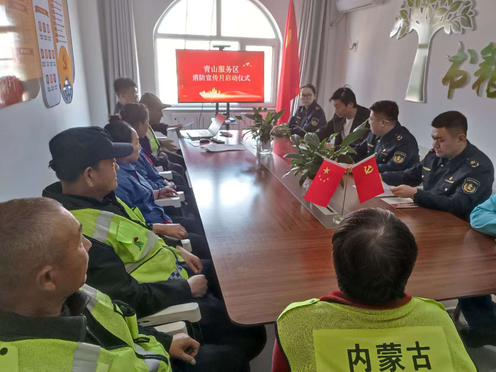 女人与公狍交酡女免费