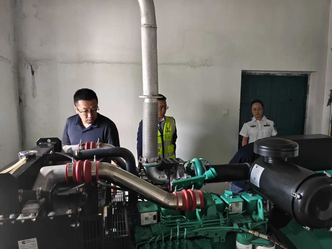 女人与公狍交酡女免费