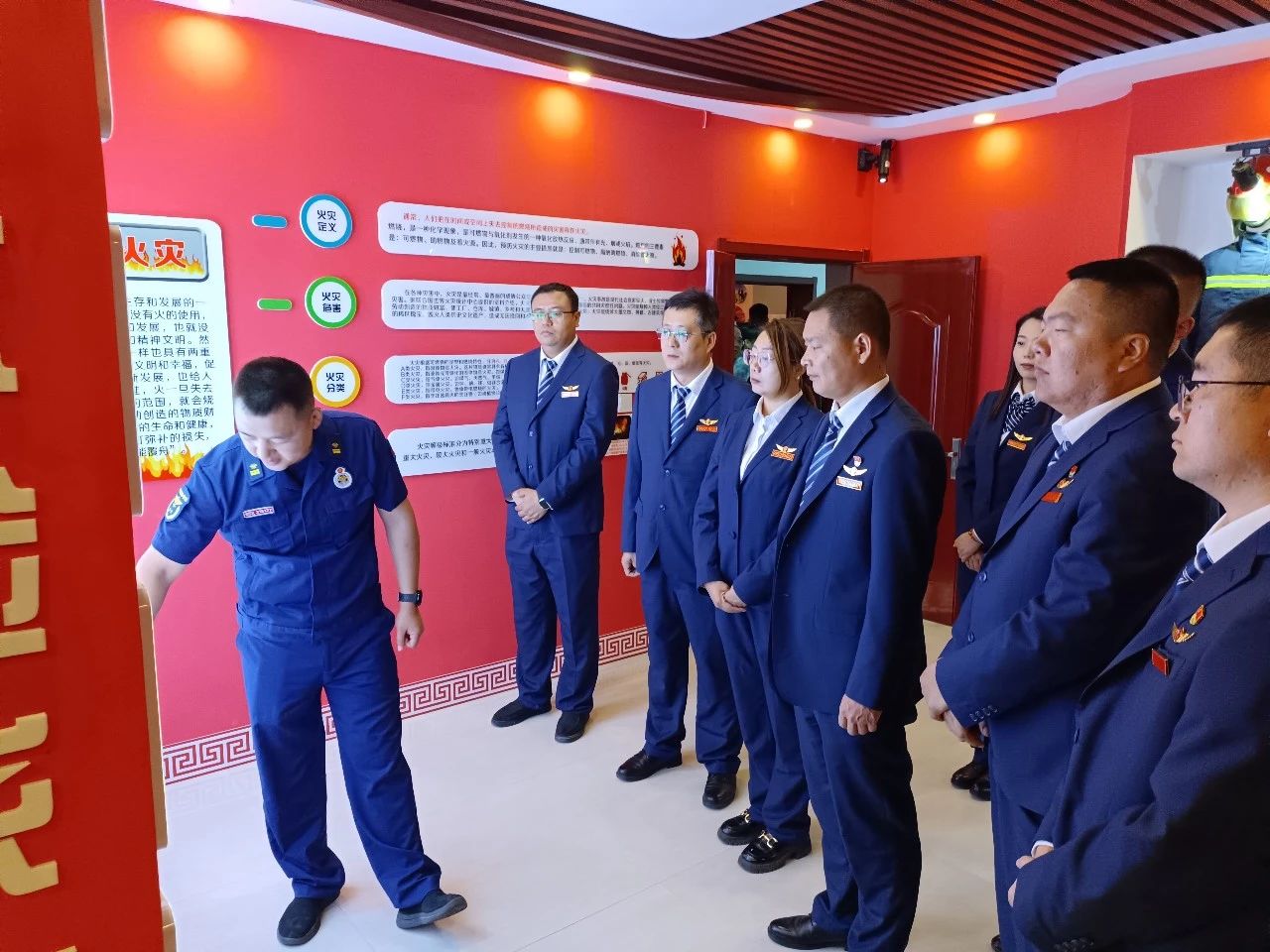 女人与公狍交酡女免费