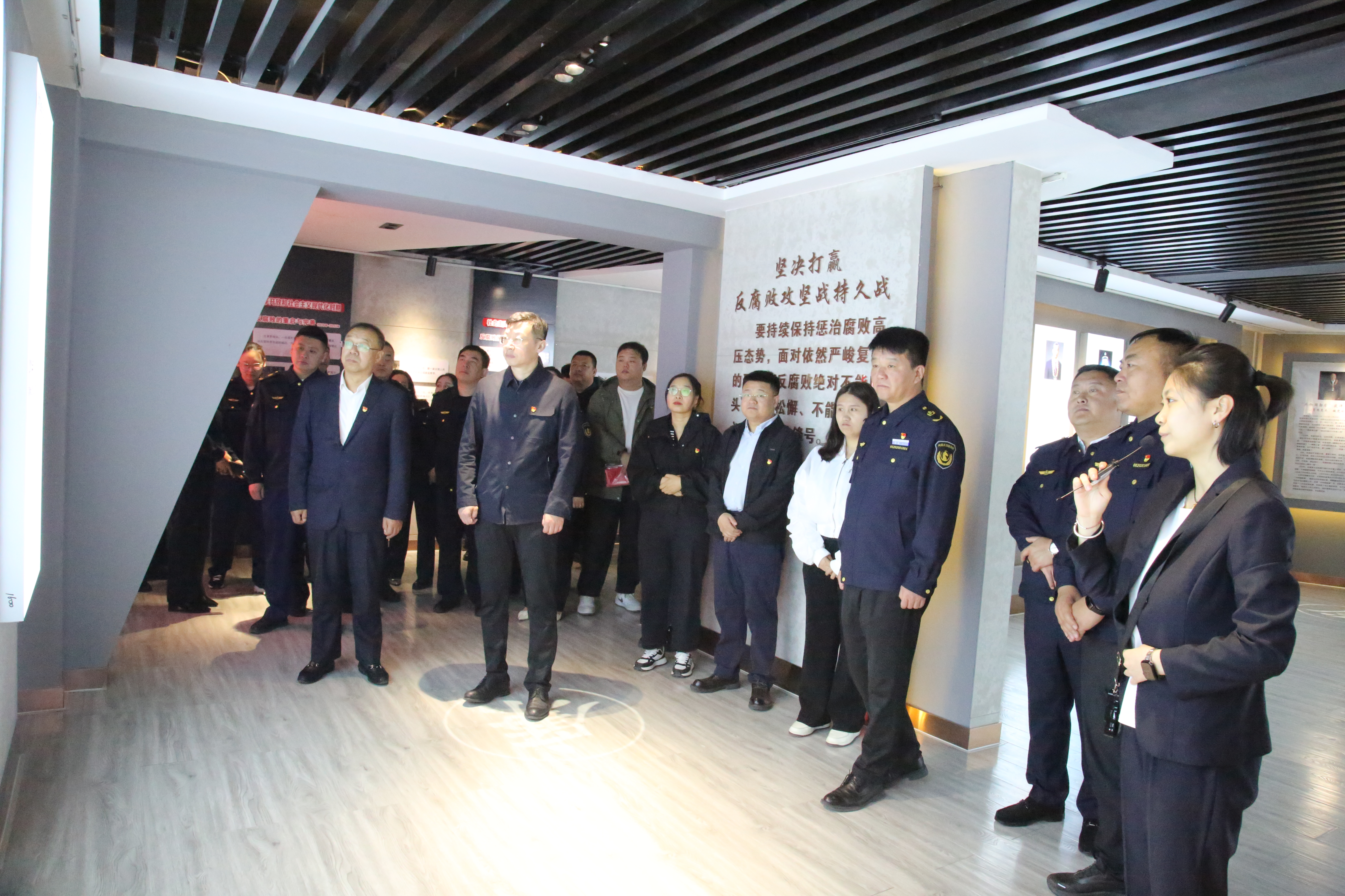 女人与公狍交酡女免费