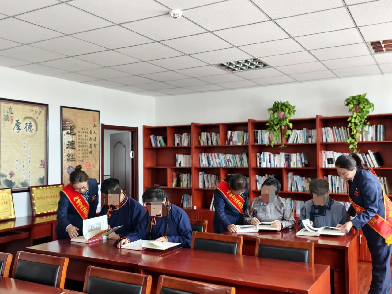 女人与公狍交酡女免费