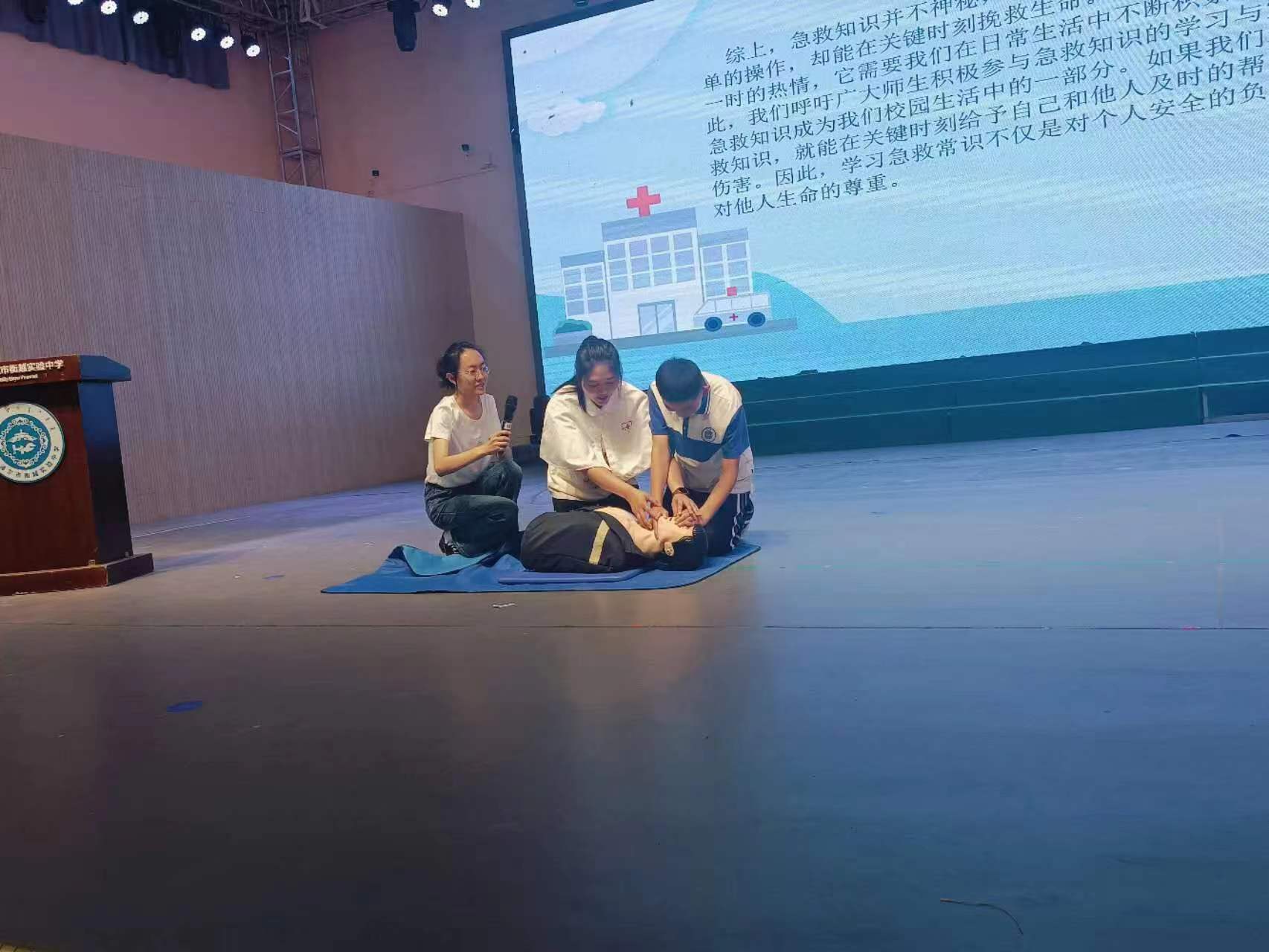 女人与公狍交酡女免费