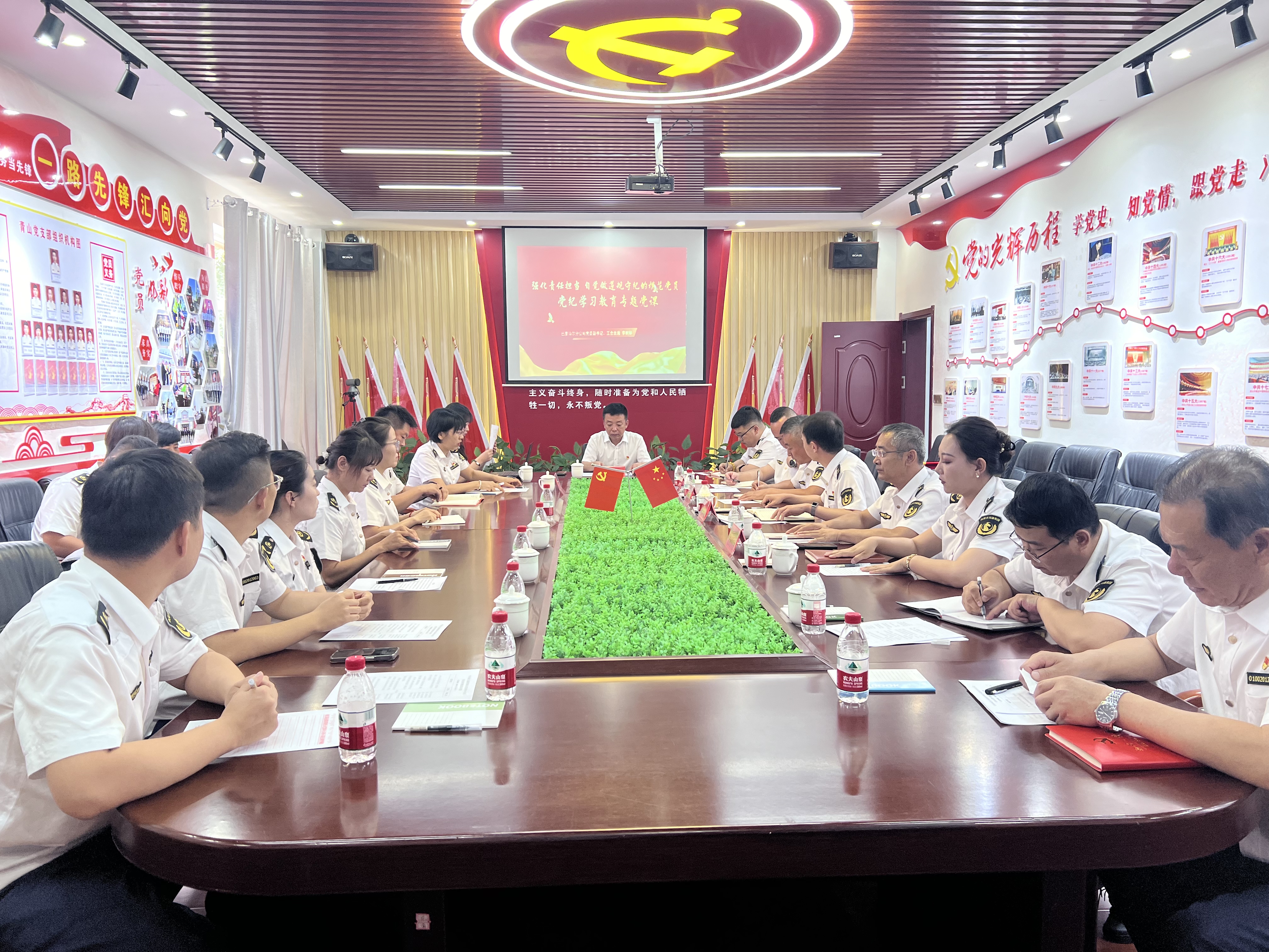 女人与公狍交酡女免费