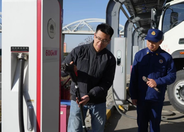 女人与公狍交酡女免费