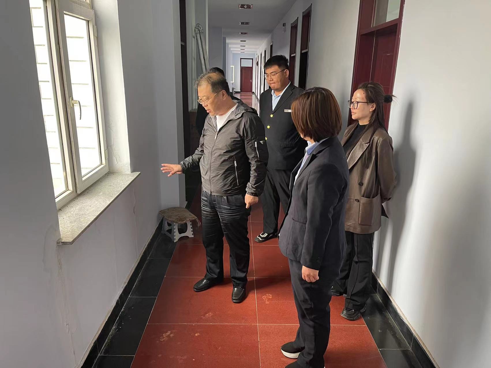 女人与公狍交酡女免费